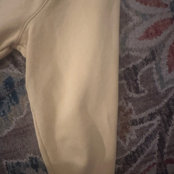 Fear Of God Essentials Yellow Short Set - Picture 11 of 13